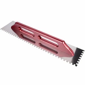 Liçosa em Inox Dentada Profissional 680x130mm - Cabo Madeira - Dente 6x6mm